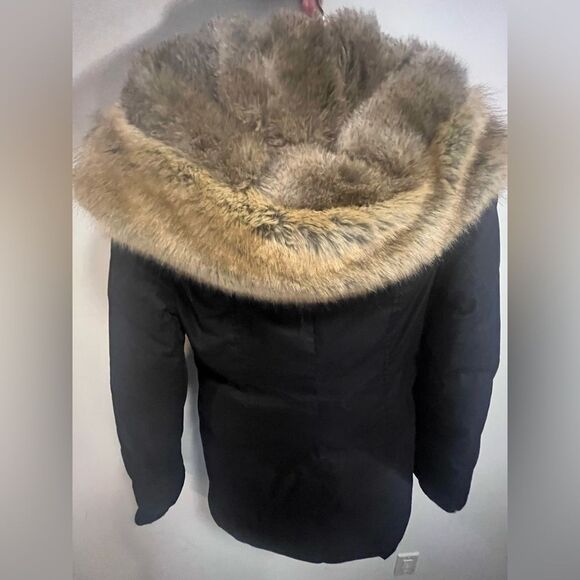 Aritzia Babaton Harrison Parka - Small, NWOT - Picture 3 of 7